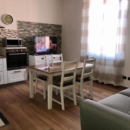 Casa Vacanze Beach House Vicino Alla Stazione 斯培西亚 外观 照片